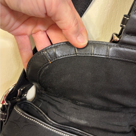 Coach soho 10297 signature shoulder bag with dust bag - Picture 12 of 16